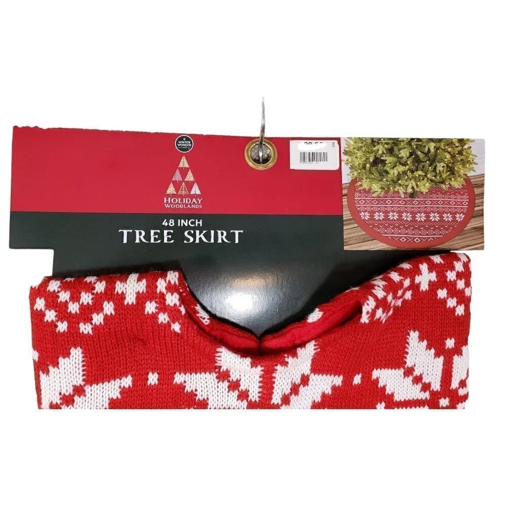 NWT Knitted Christmas Tree Skirt - Size 48